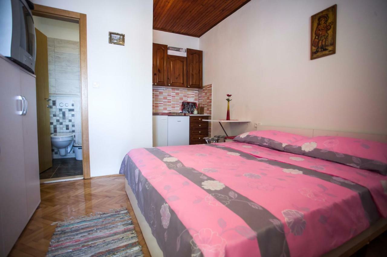 Apartments Marijo Mimice Kültér fotó