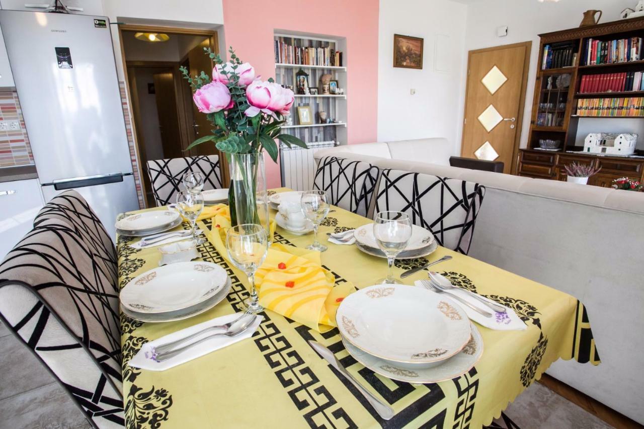 Apartments Marijo Mimice Kültér fotó
